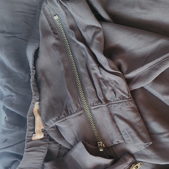 Banana Republic Jogger pants size small - Picture 11 of 12